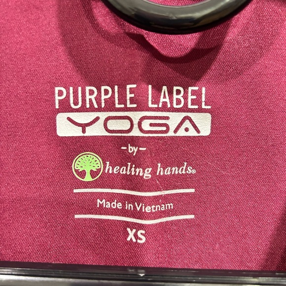 Women’s Healing Hands Purple Label Burgundy Scrub Set. Size XS & XS Petite Pant - Picture 5 of 5